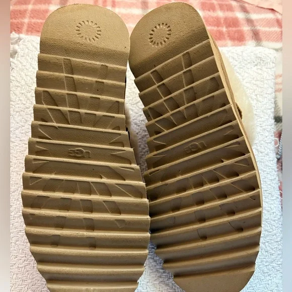 UGG Nita Platform Shoes Boots fits 6.5 - Picture 2 of 8